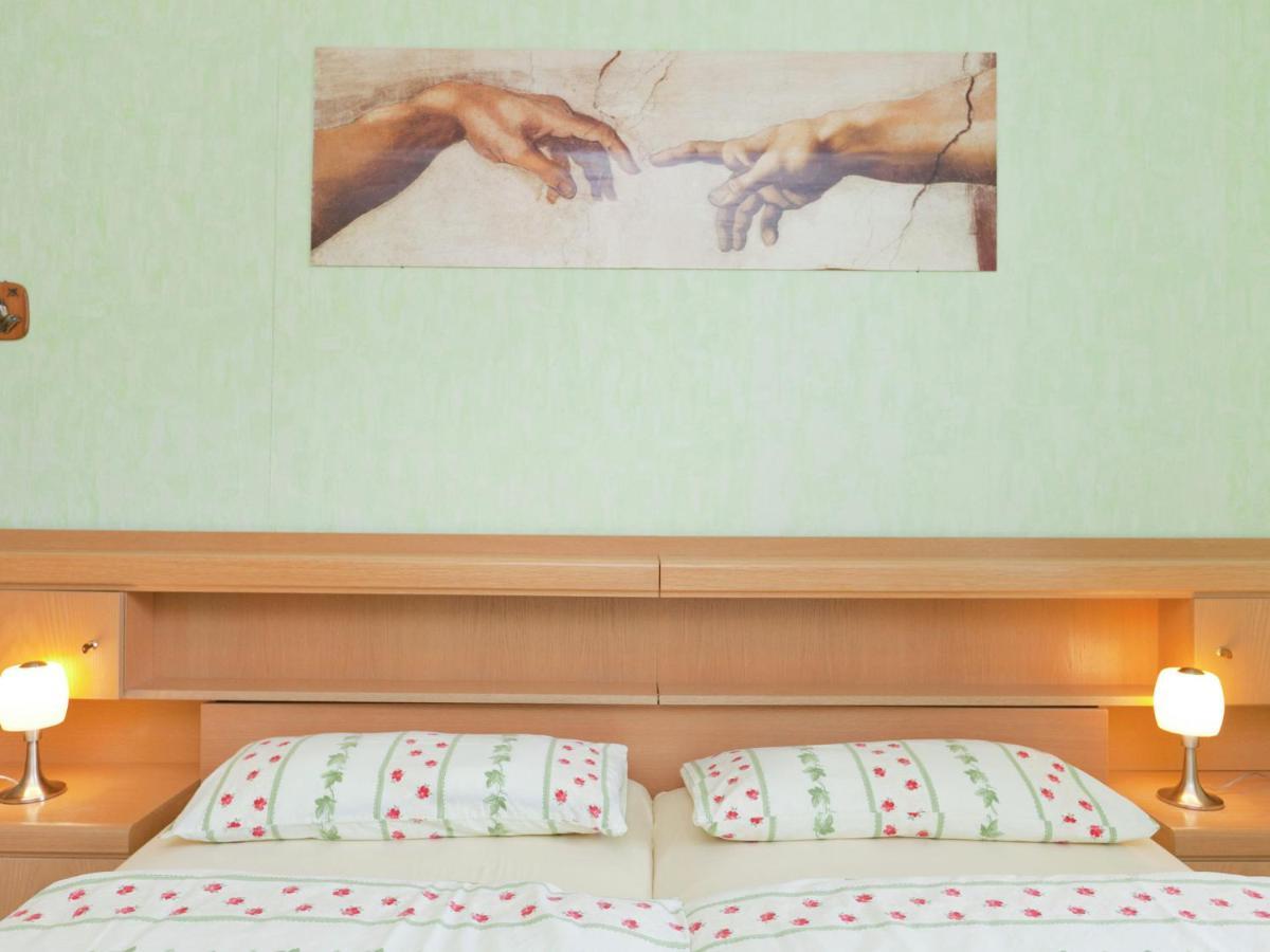 Apartment Near The Nurburgring With Terrace Hillesheim Quarto foto